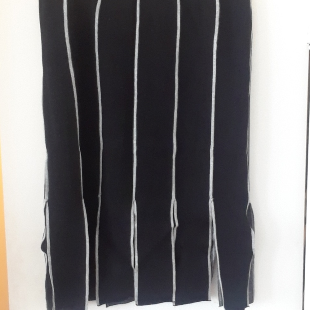 Ladies Skirt